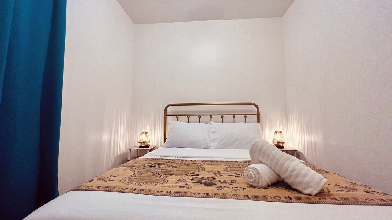 Photo of Bedroom in Downtown Niagara Falls