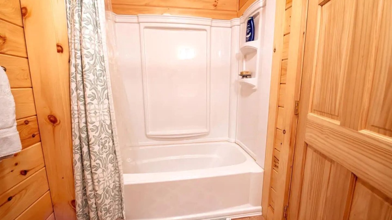 Photo of Bathroom in Jay