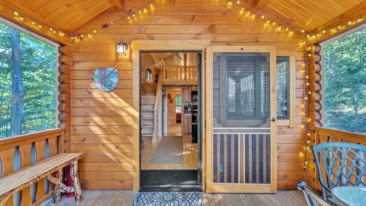Photo of Patio Balcony in Jay