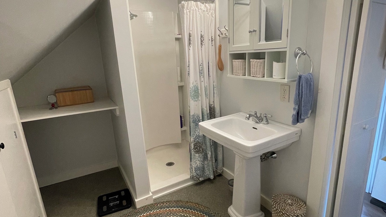 Photo of Bathroom in Willard
