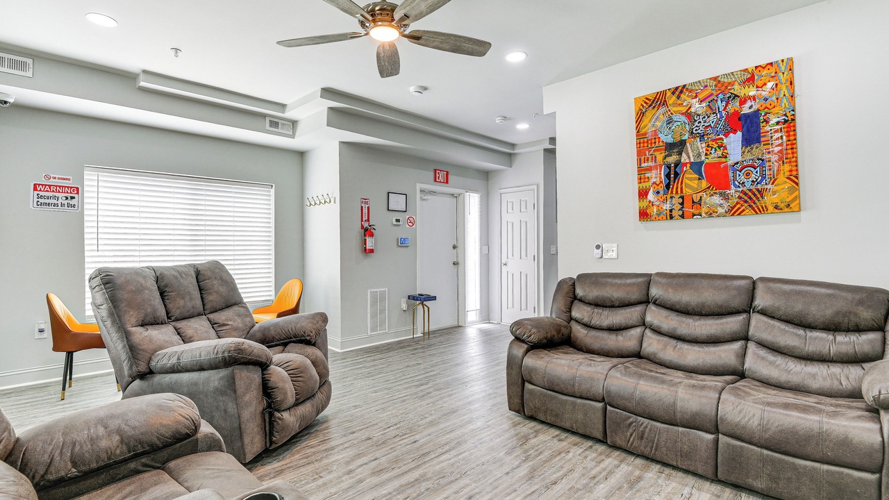 Photo of Livingroom in Mondawmin