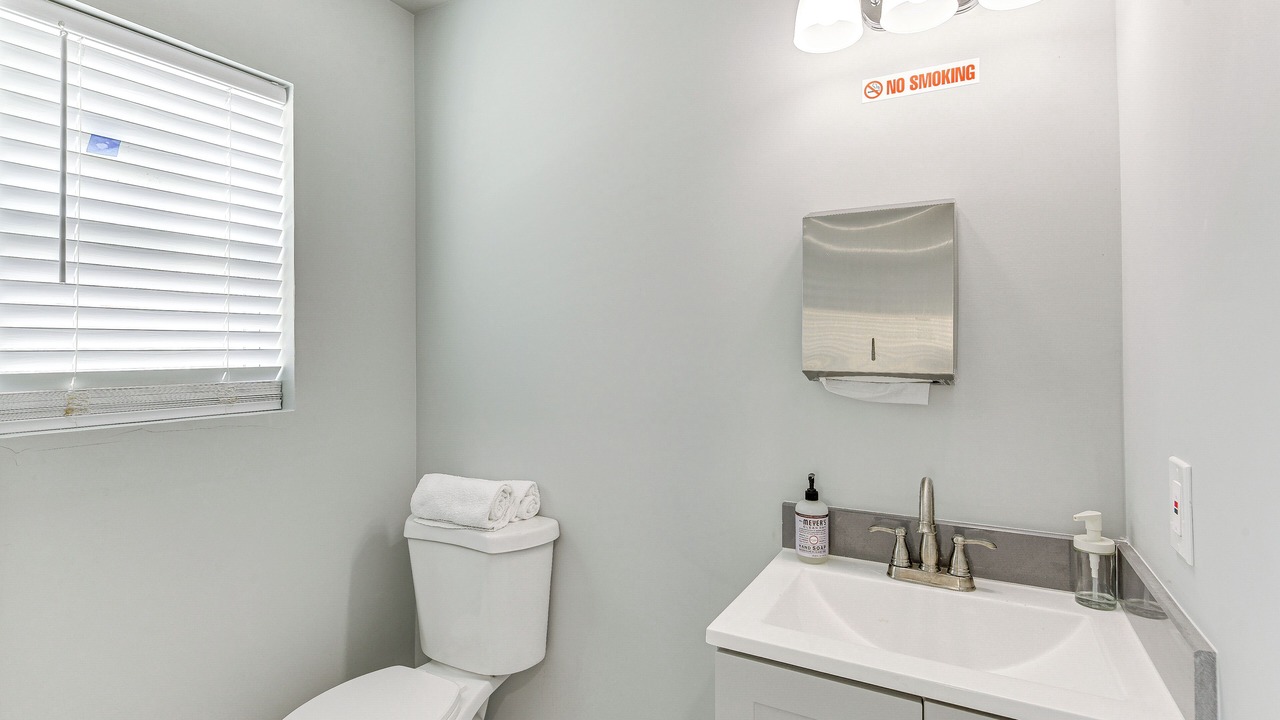 Photo of Bathroom in Mondawmin