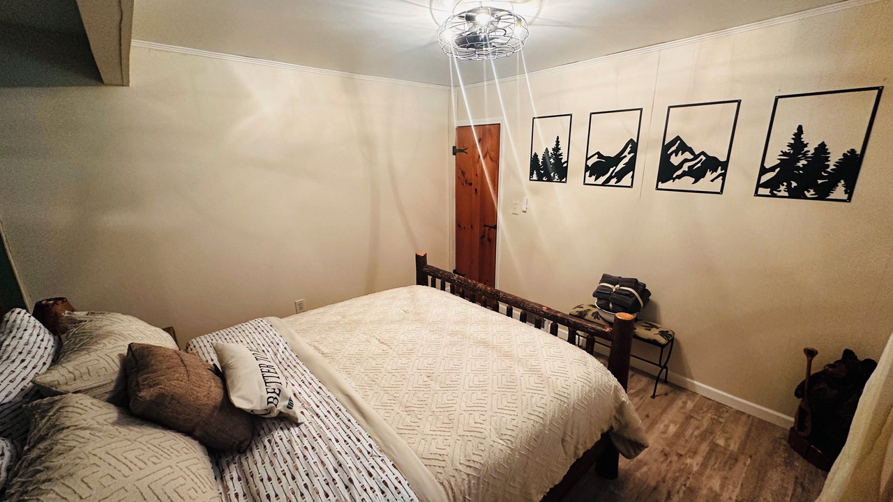 Photo of Bedroom in Day