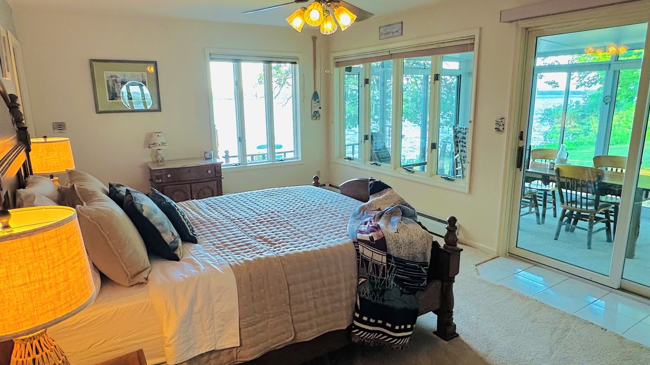 Photo of Bedroom in Day