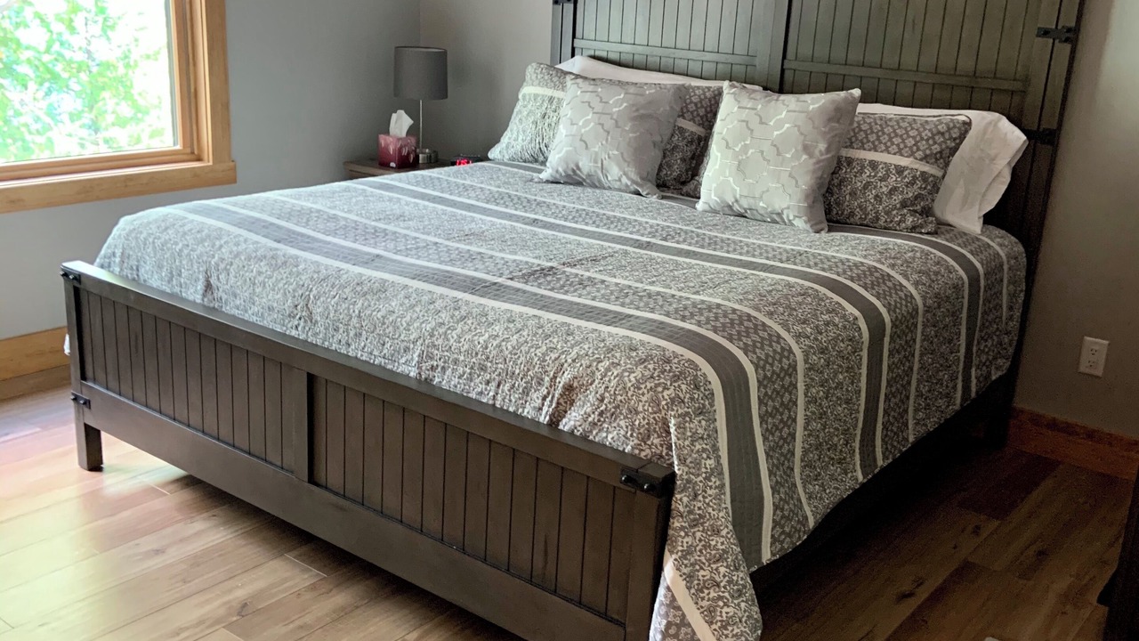 Photo of Bedroom in Ticonderoga