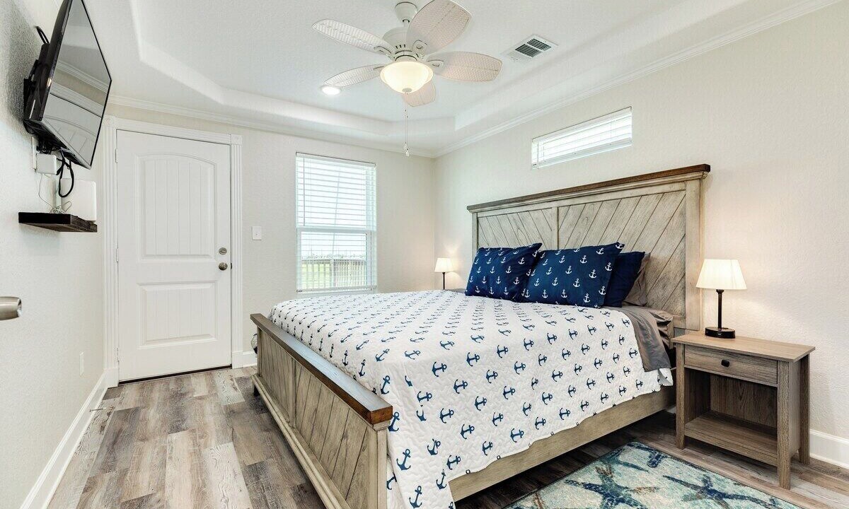 Photo of Bedroom in Surfside Beach