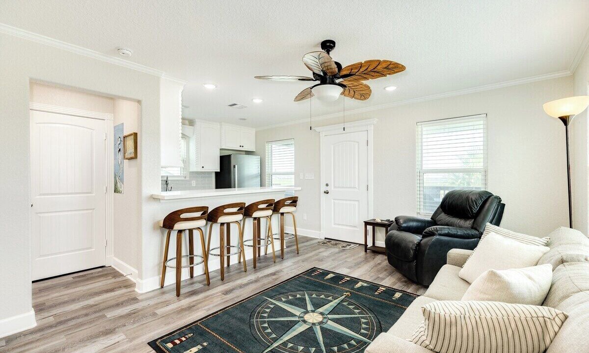 Photo of Livingroom in Surfside Beach