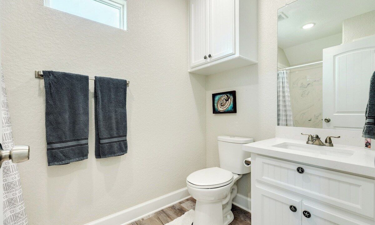 Photo of Bathroom in Surfside Beach