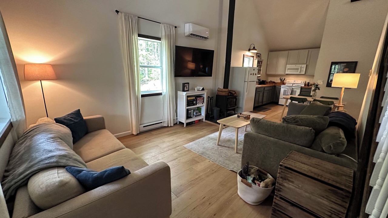 Photo of Livingroom in Maysville