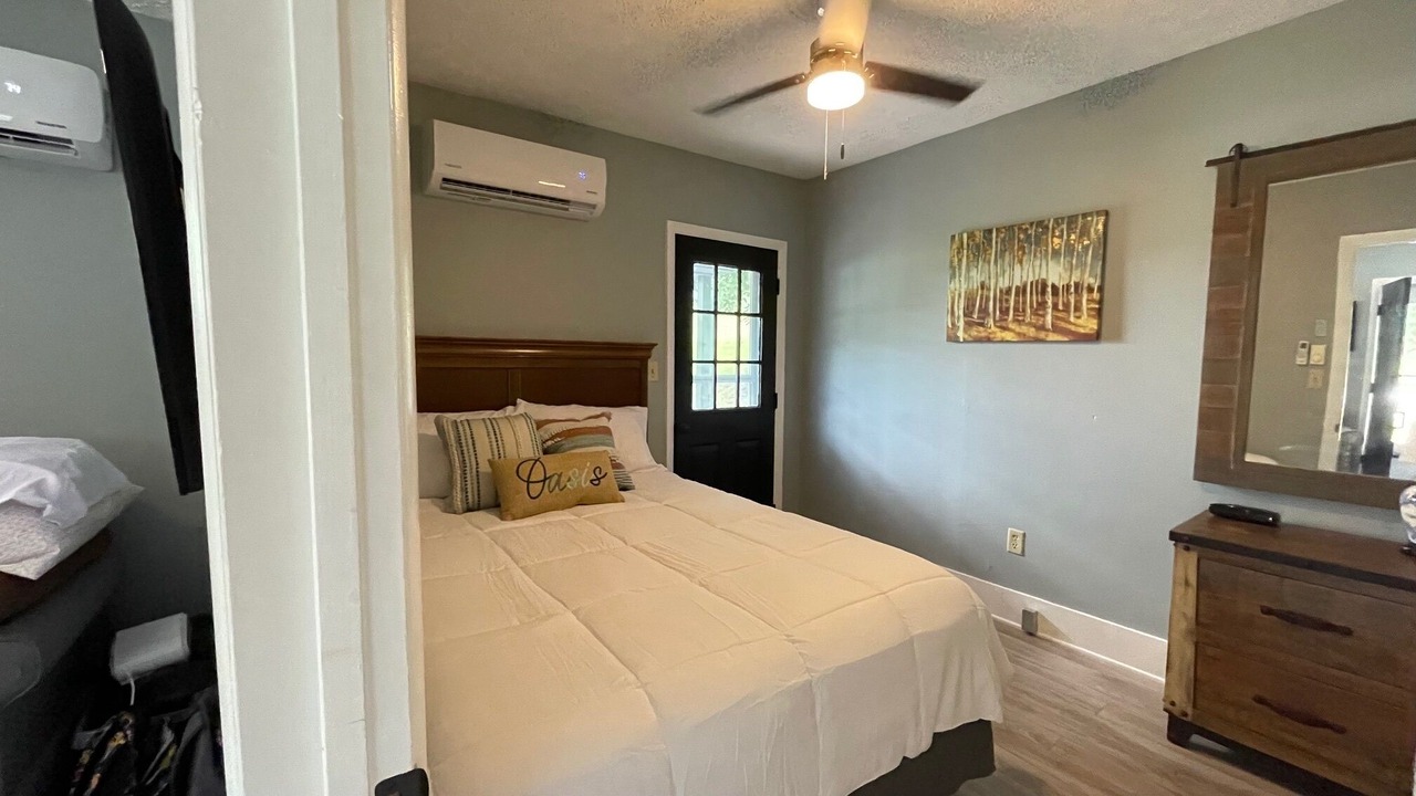Photo of Bedroom in Monterey