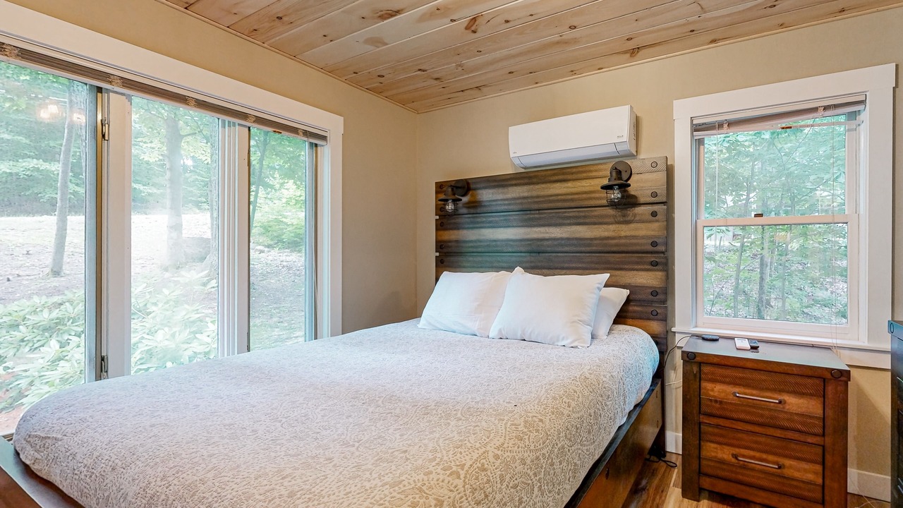 Photo of Bedroom in Birch Hill