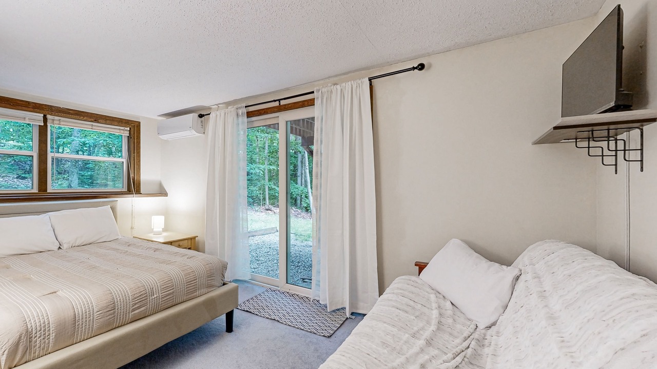 Photo of Bedroom in Birch Hill