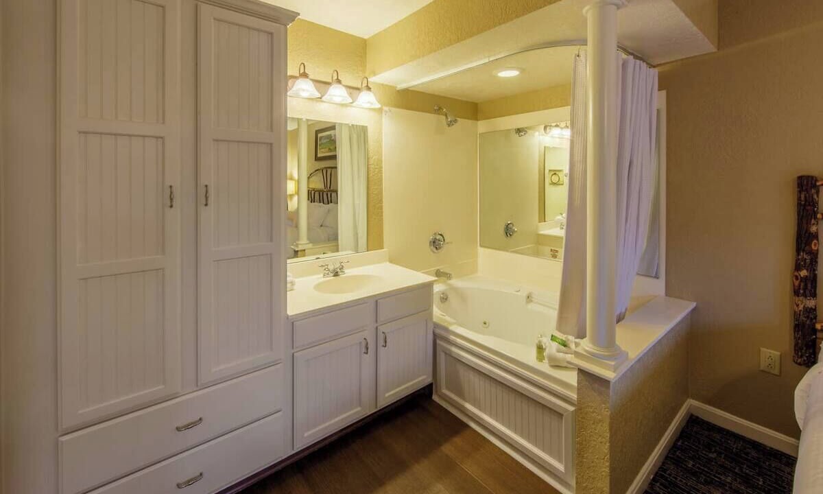 Photo of Bathroom in Lee