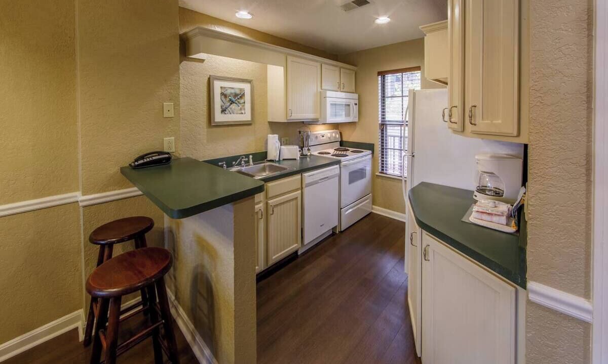 Photo of Kitchen in Lee