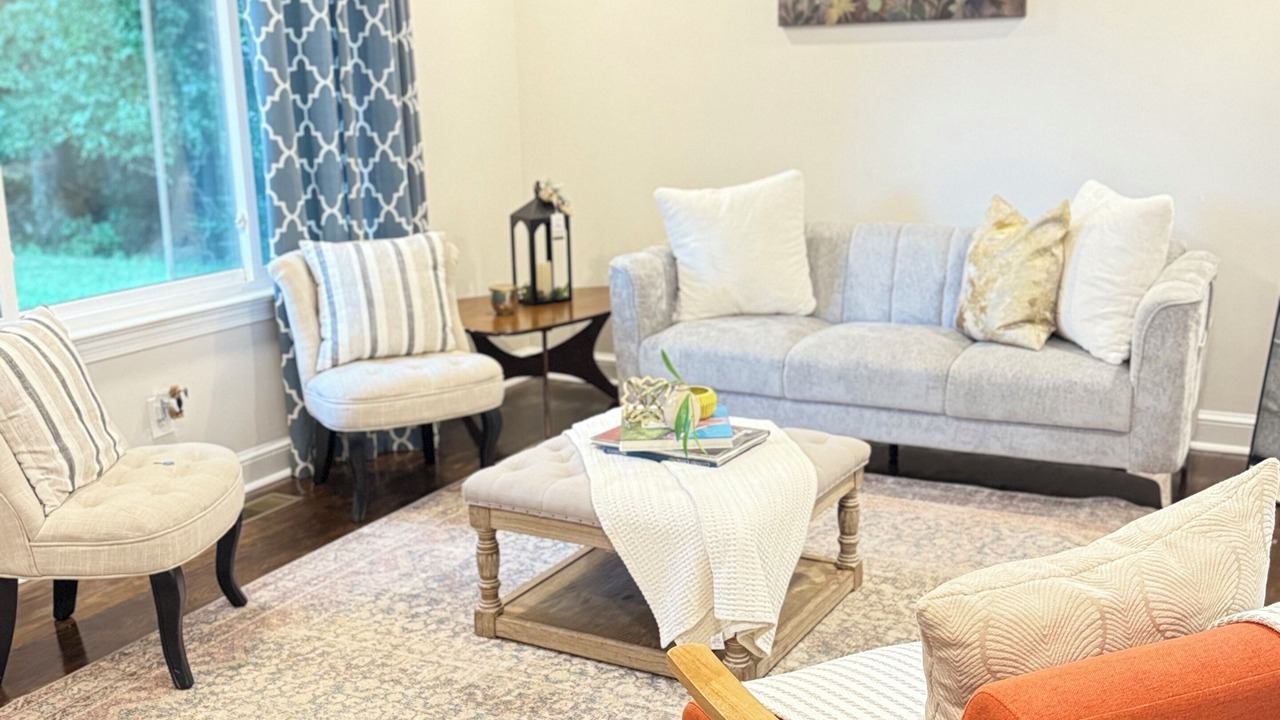 Photo of Livingroom in Petersburg