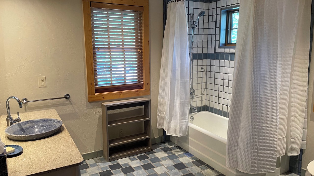 Photo of Bathroom in Lewisburg