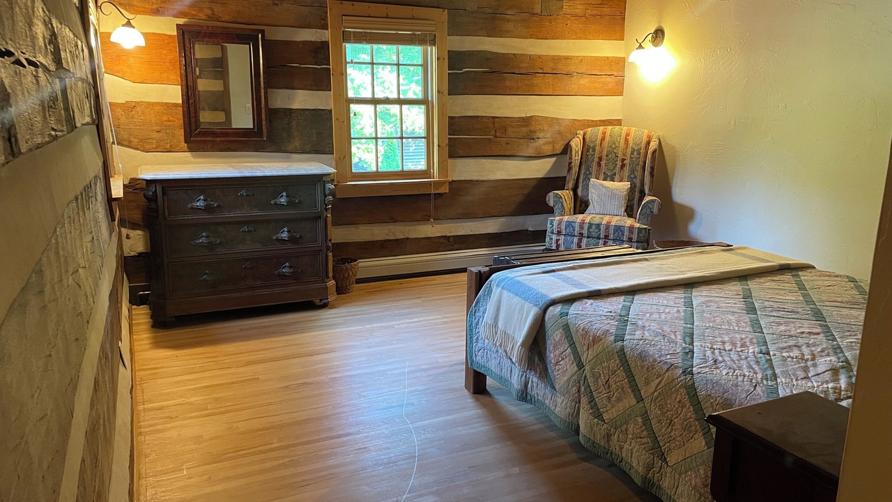 Photo of Bedroom in Lewisburg