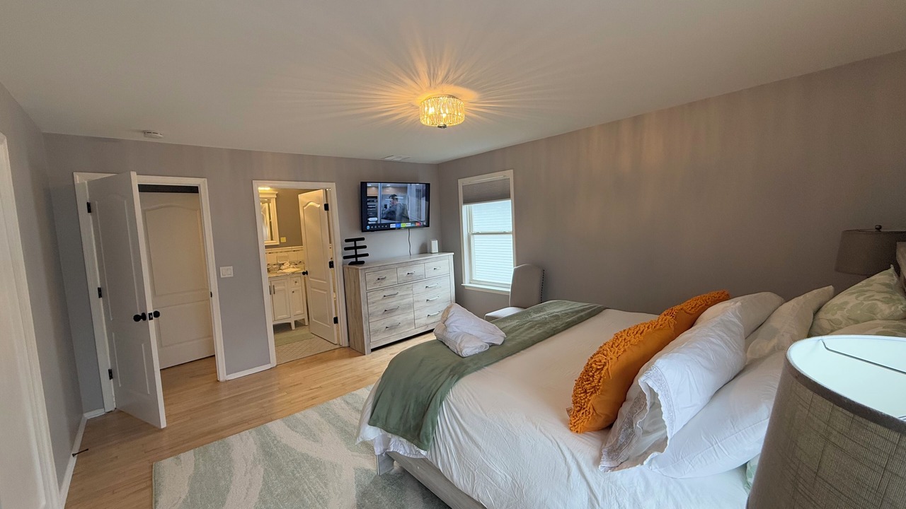 Photo of Bedroom in Long Branch