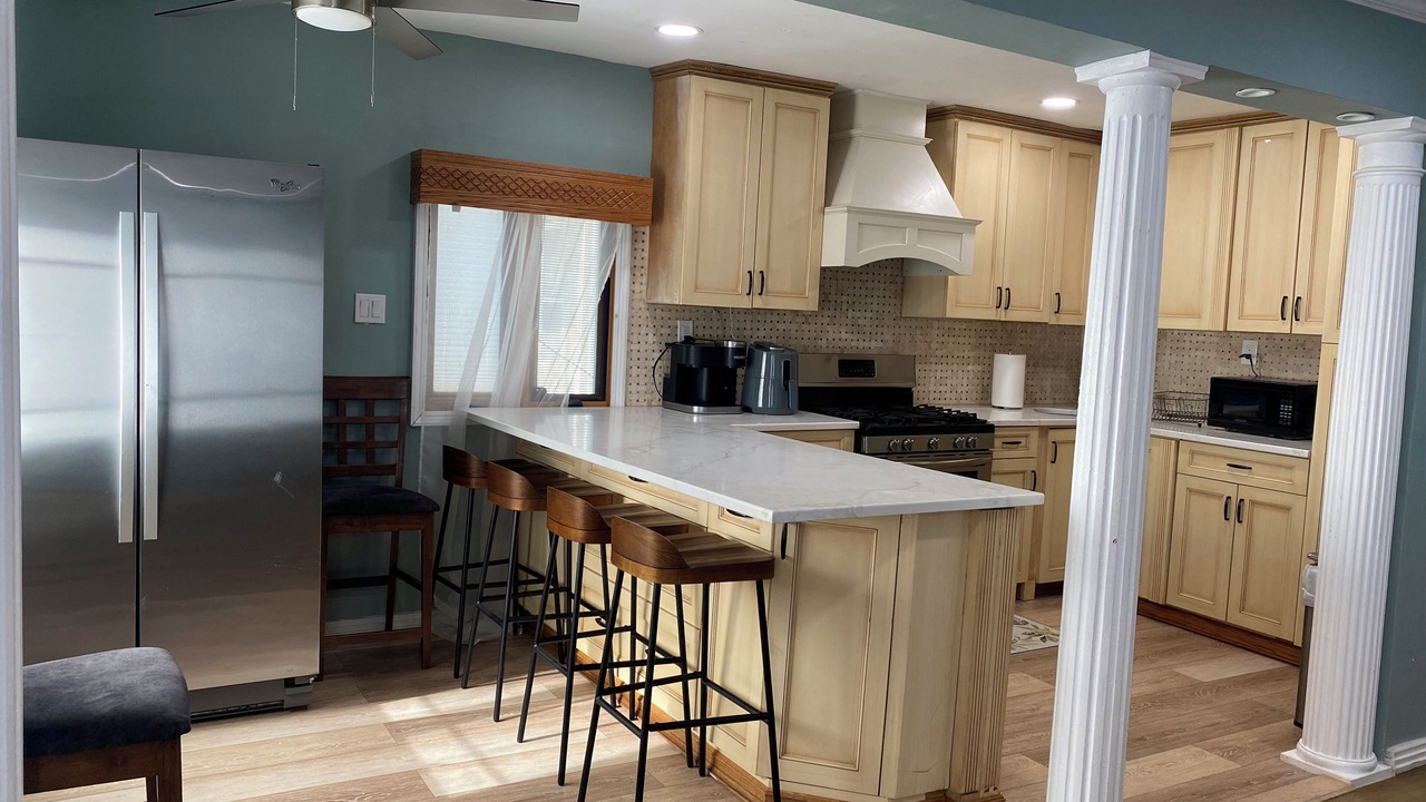 Photo of Kitchen in Elmont