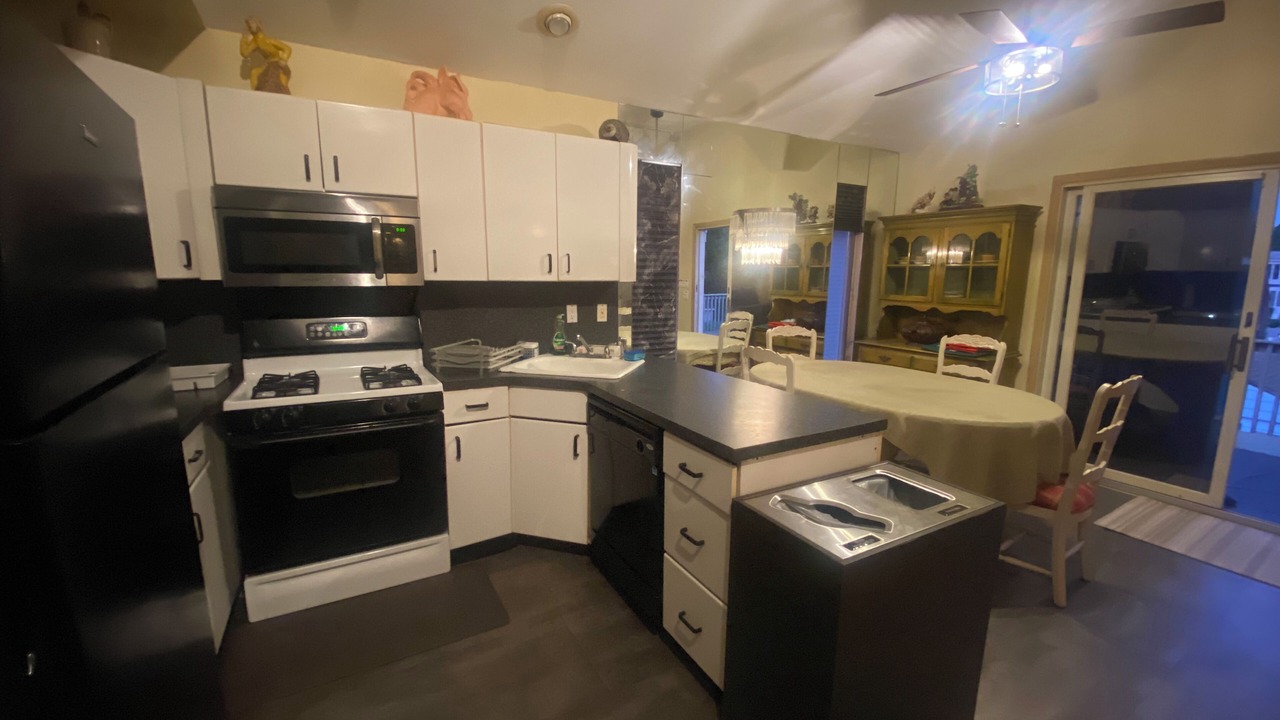 Photo of Kitchen in Elmont