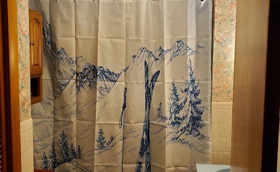 Photo of Bathroom in Monroe Bridge