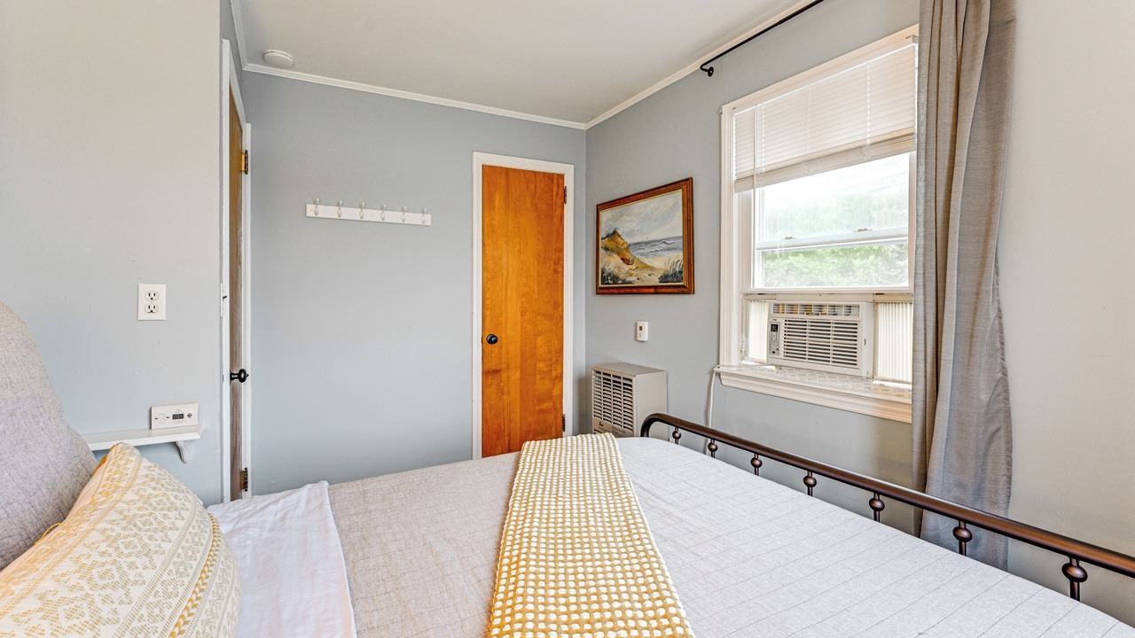 Photo of Bedroom in East Quogue