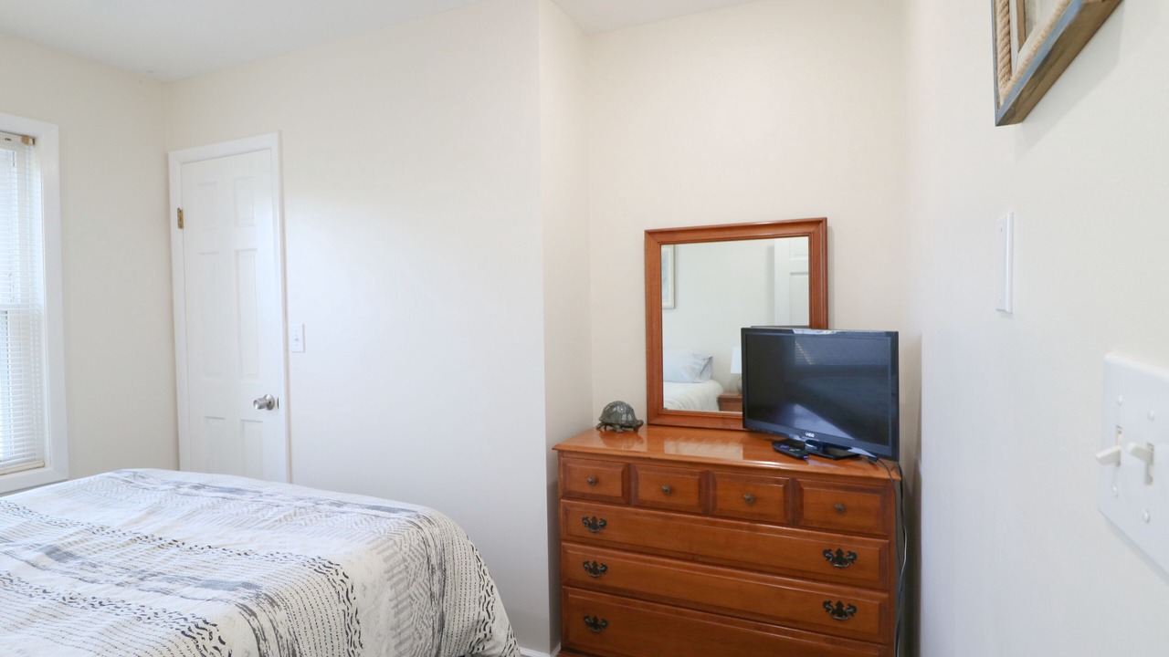 Photo of Bedroom in Jamestown