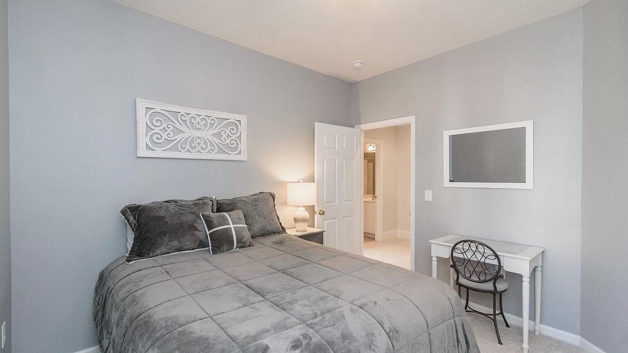Photo of Bedroom in Blacksburg