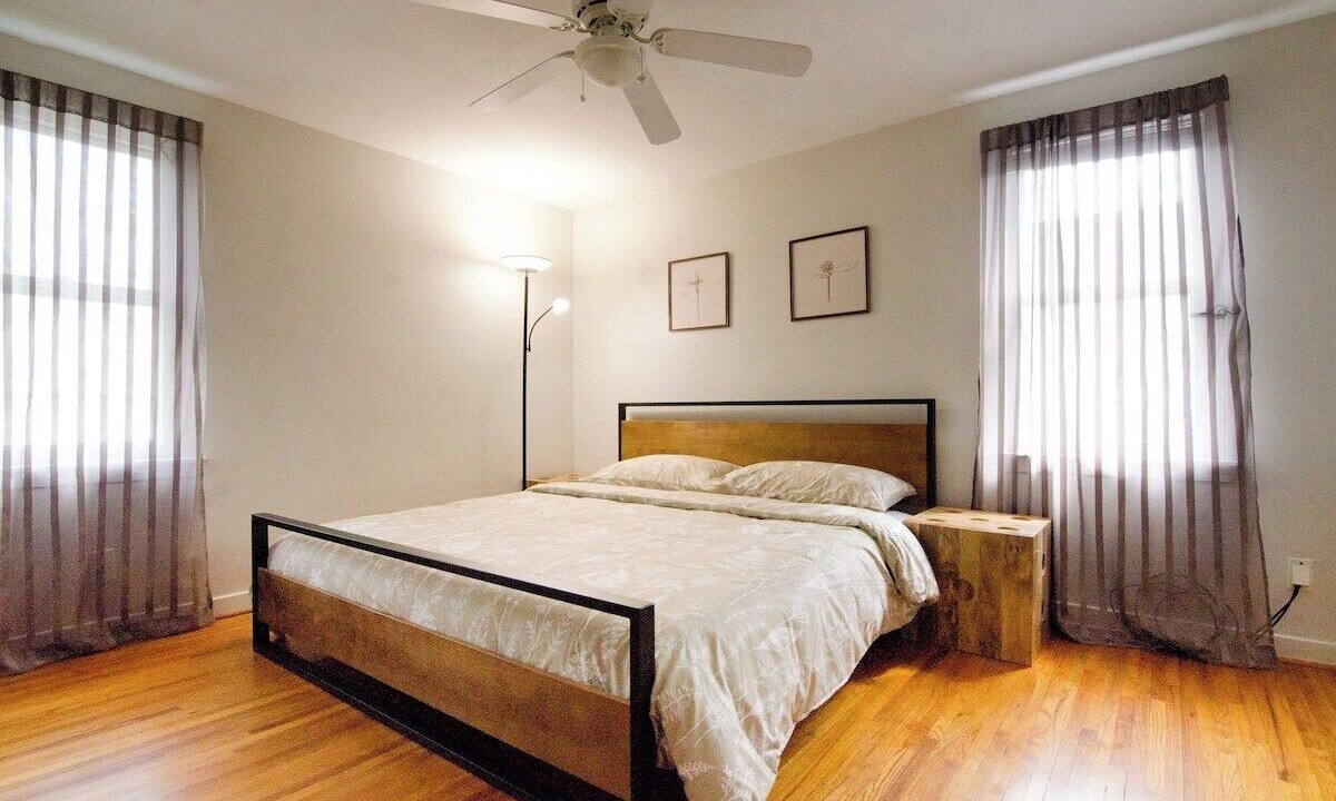 Photo of Bedroom in Eggertsville