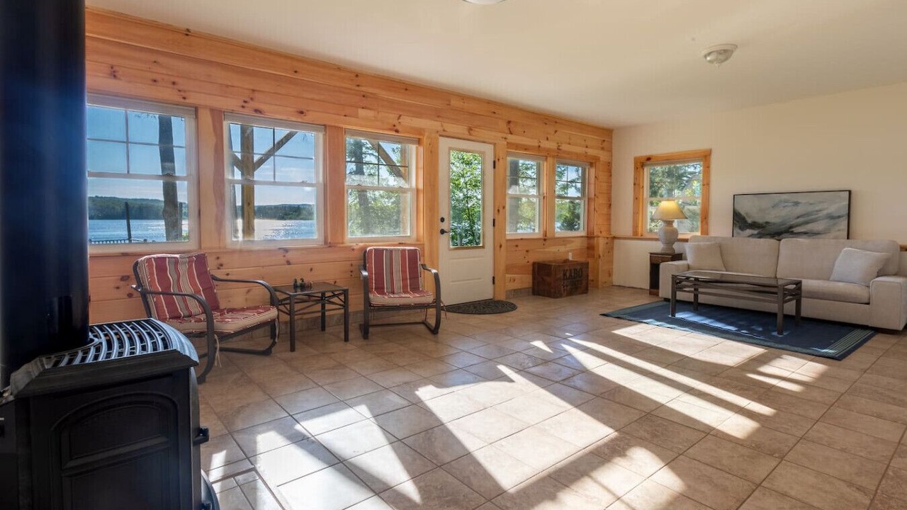Photo of Livingroom in Barnstead