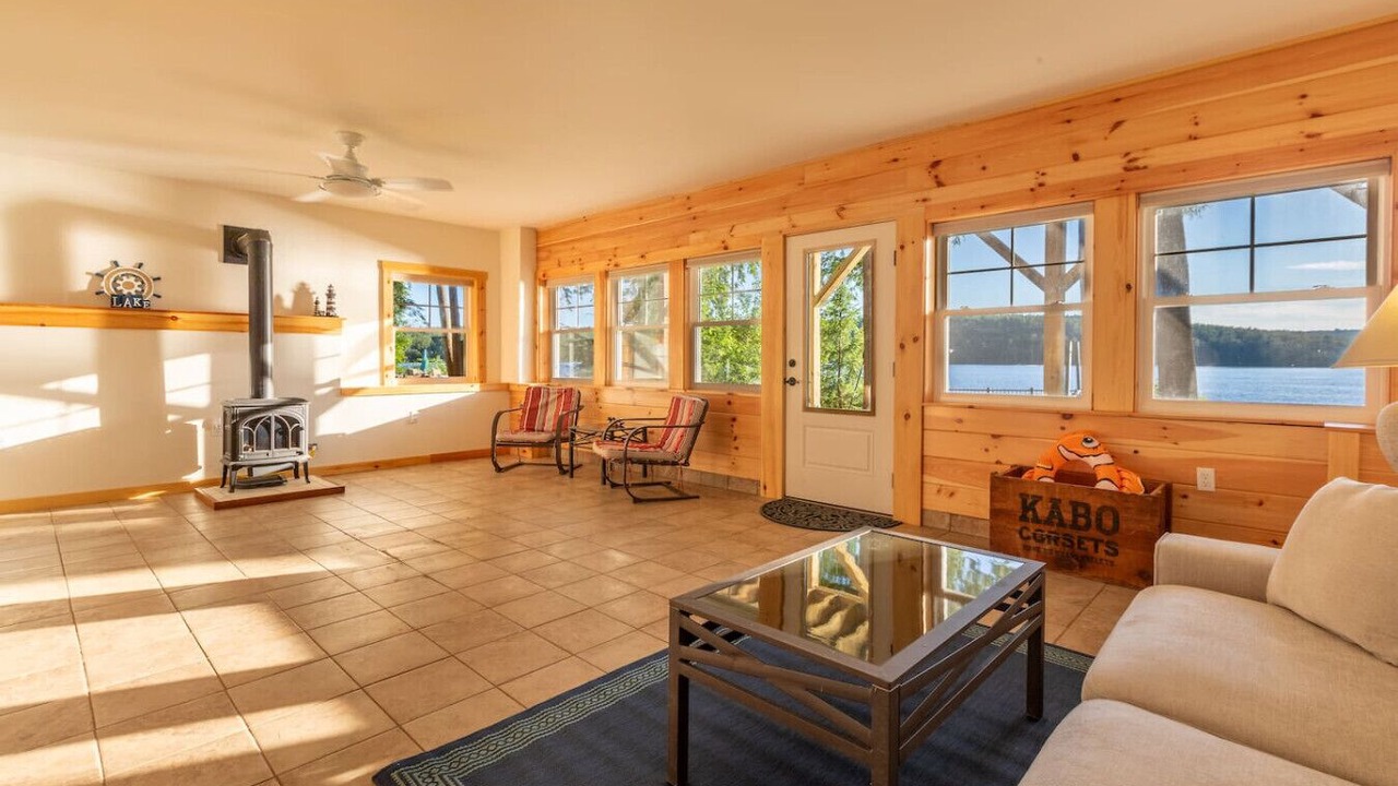 Photo of Livingroom in Barnstead