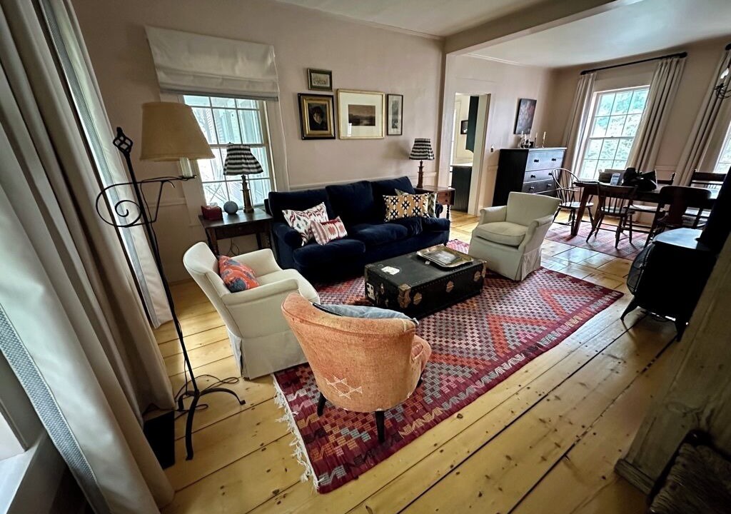 Photo of Livingroom in Greensboro