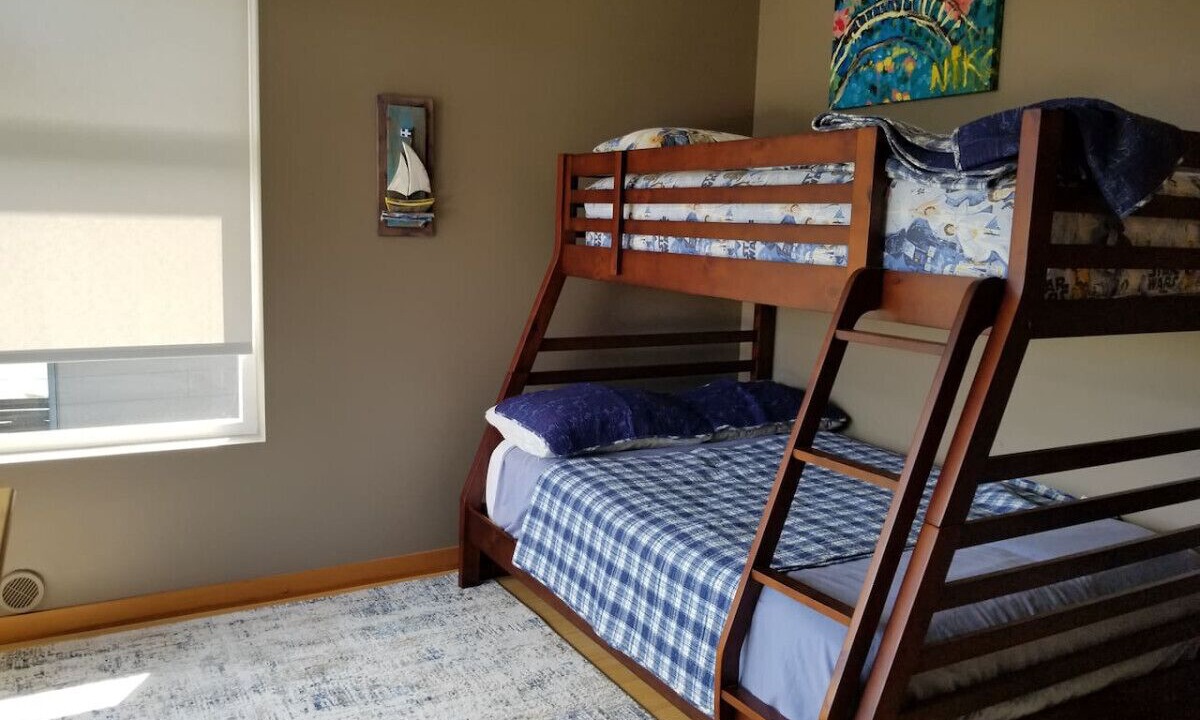 Photo of Bedroom in Point Roberts