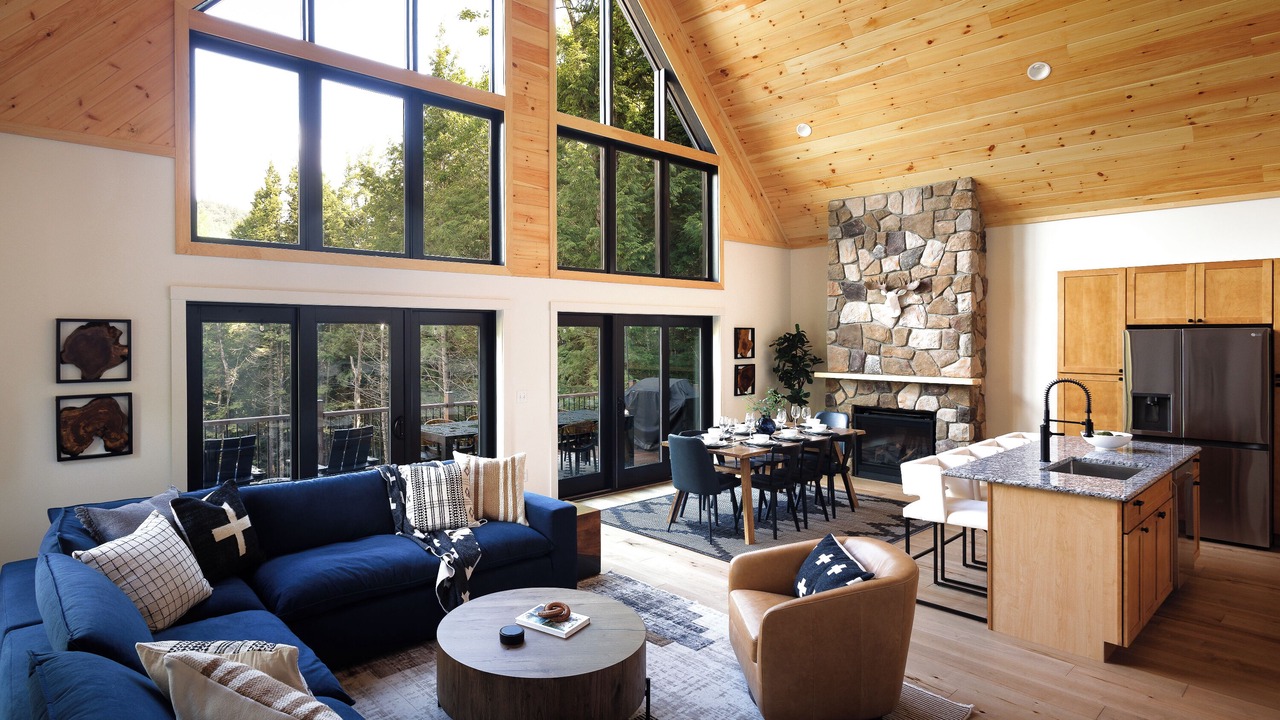 Photo of Livingroom in Sunday River Area