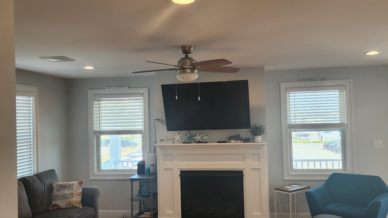 Photo of Livingroom in Salisbury Beach