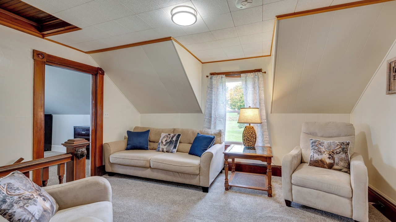 Photo of Livingroom in Pittsburg