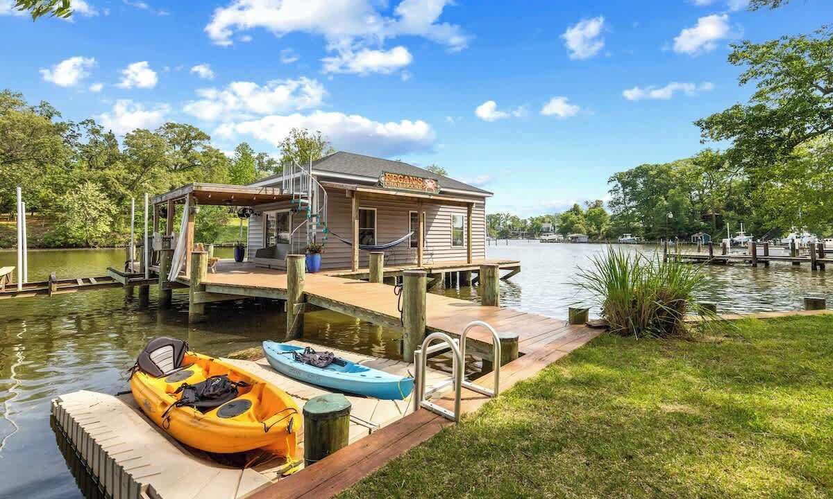 Photo of Outdoor in Edgewater