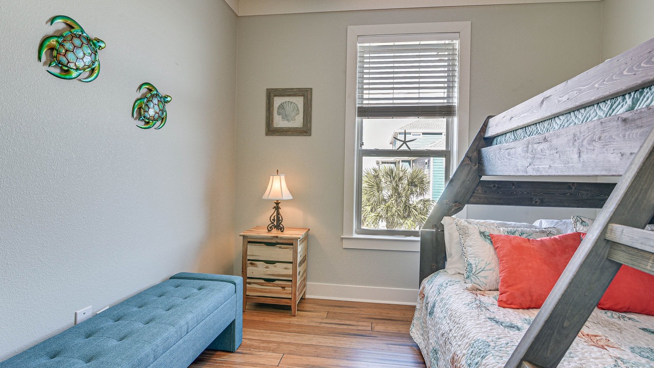 Photo of Bedroom in Terramar Beach