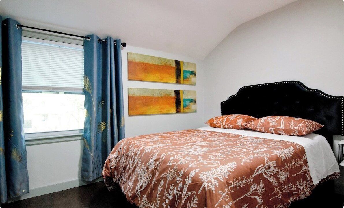 Photo of Bedroom in Eggertsville