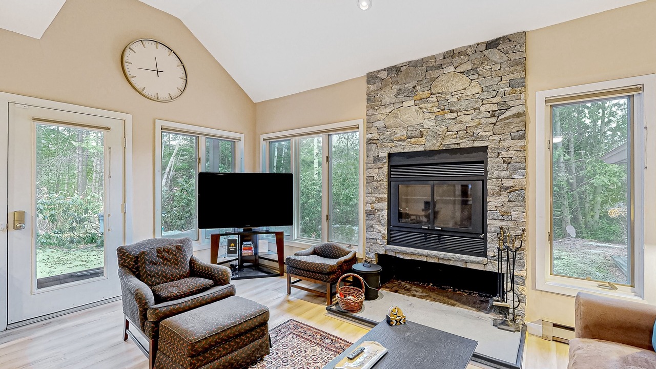 Photo of Livingroom in Waterville Valley