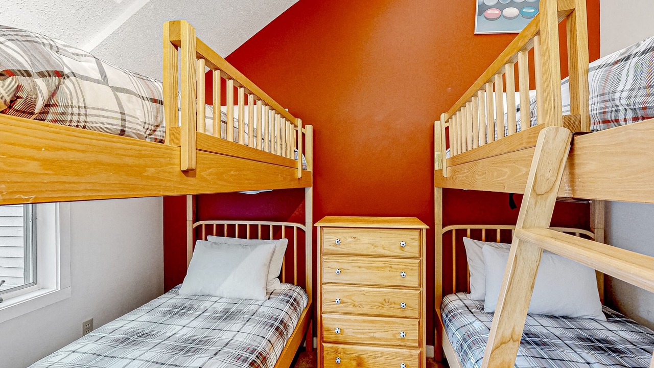 Photo of Bedroom in Waterville Valley