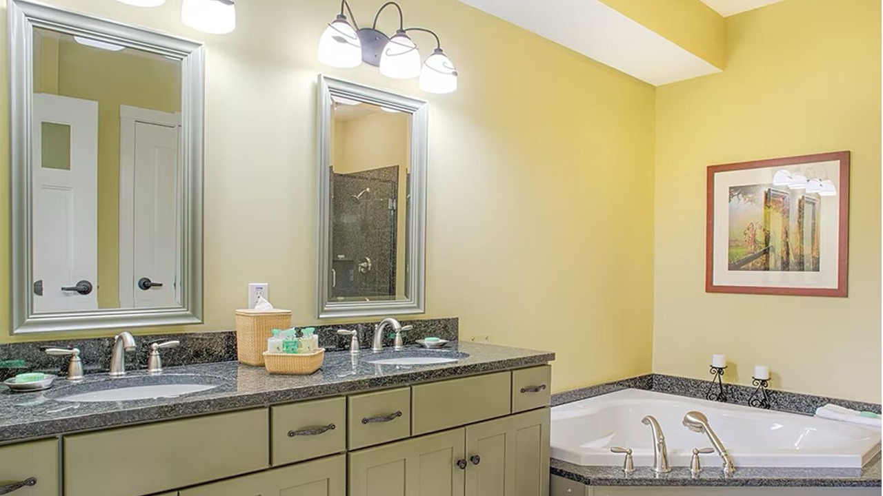 Photo of Bathroom in Jeffersonville