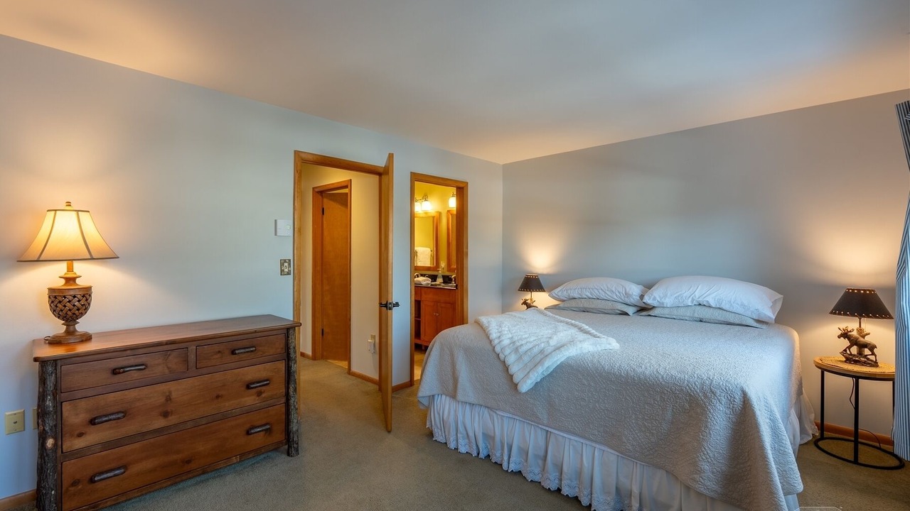 Photo of Bedroom in Lake Placid