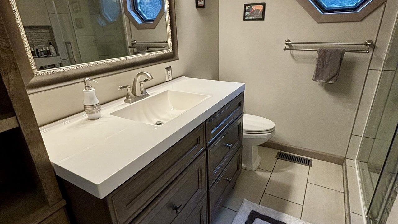 Photo of Bathroom in East Burke