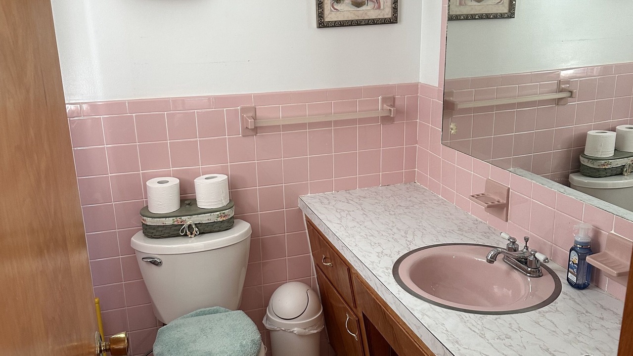 Photo of Bathroom in West Wytheville