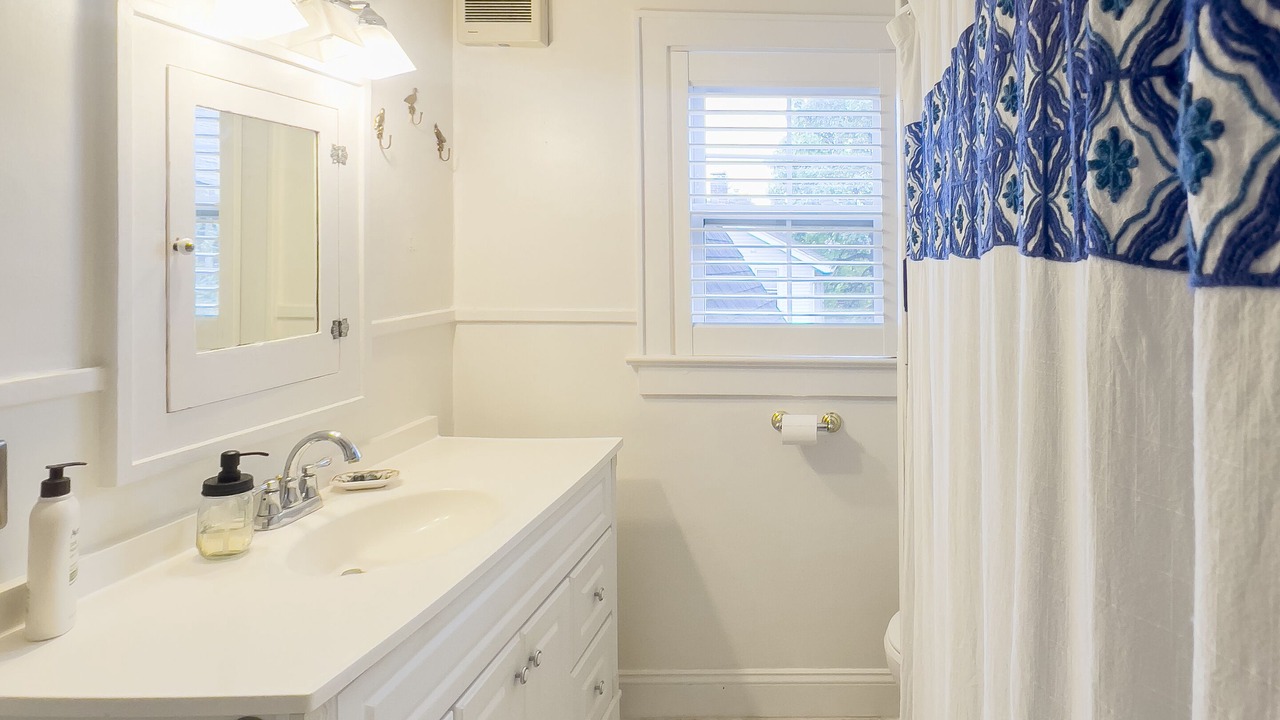 Photo of Bathroom in Clintonville