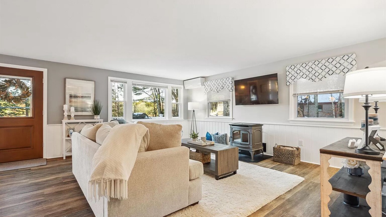 Photo of Bedroom in Belmont