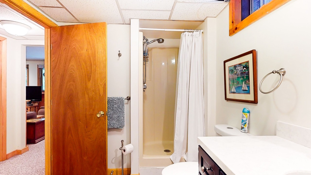 Photo of Bathroom in Brownsville