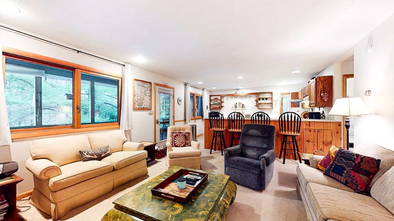 Photo of Livingroom in Brownsville