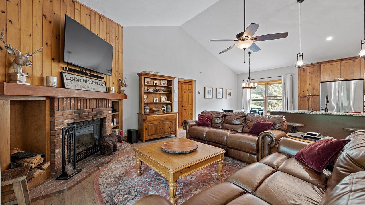 Photo of Livingroom in North Woodstock